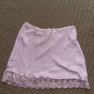 Elegant Lavender Lace Trim Skirt